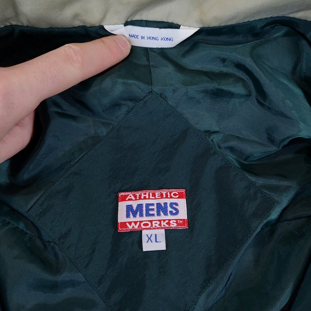 Men's Vinatage Athletic Works Dark Green and Beige Windbreaker Pullover Jacket - Picture 9 of 13